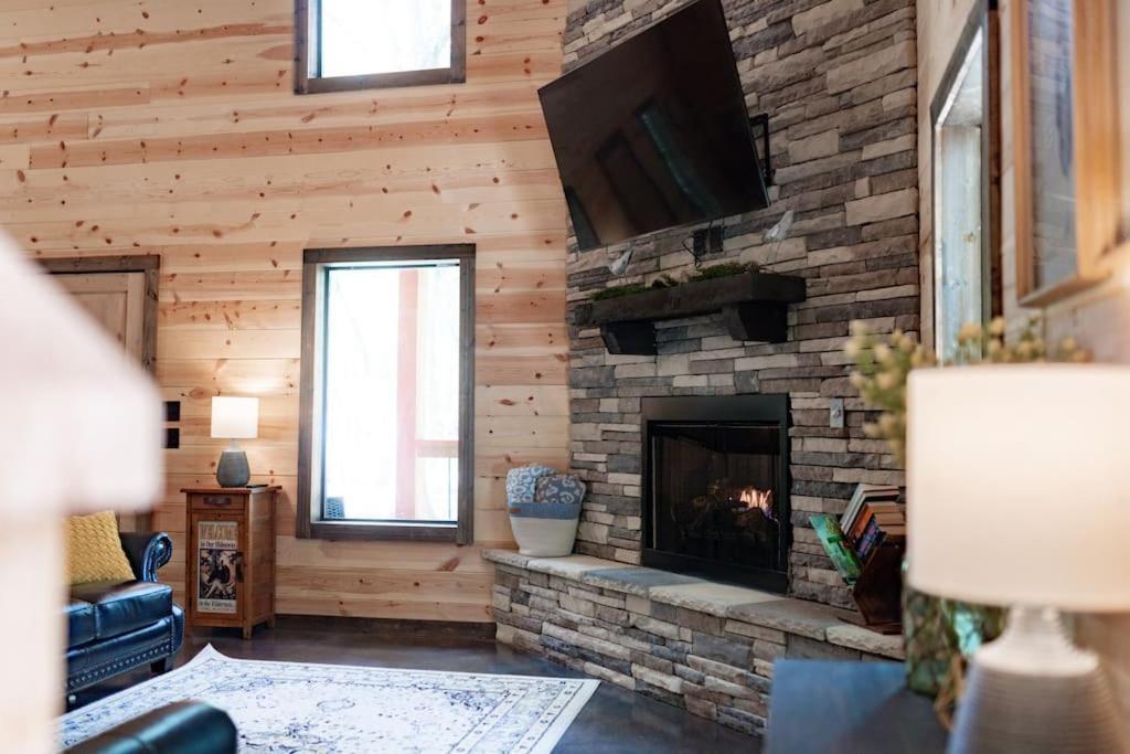 The Secluded Reset Button Cabin Broken Bow Exterior photo